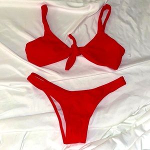 ZAFUL women’s Small NWOT bikini set, comes with original packaging
